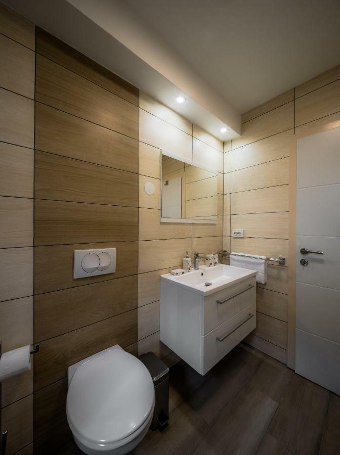 Plitvice Family Apartment Korenica Ngoại thất bức ảnh